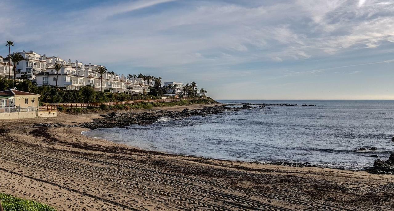 Luxury In The Beach, Lubina Sol Ла-Кала-де-Михас Экстерьер фото